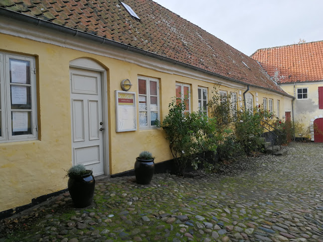 Anmeldelser af Lokalarkivet Mariager i Randers - Museum