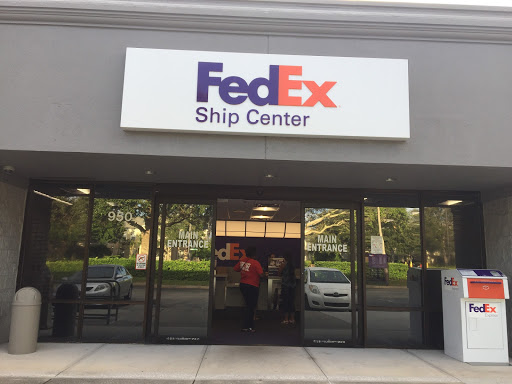 Shipping and Mailing Service «FedEx Ship Center», reviews and photos, 950 Bennett Rd, Orlando, FL 32803, USA