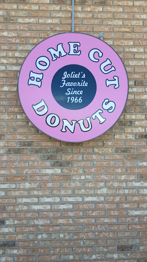 Dessert Shop «Home Cut Donuts, Inc.», reviews and photos, 815 W Jefferson St, Joliet, IL 60435, USA