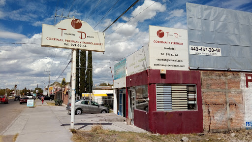 Tiscareño Desing’s “Cortinas y Persianas”.