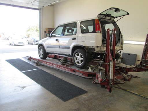 Auto Body Shop «McClinton Auto Collision Inc», reviews and photos, 3960 E Commercial Way SE, Albany, OR 97322, USA