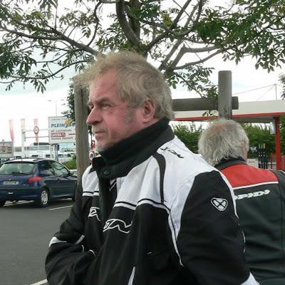 GARAGE DEBUS PÈRE ET FILS à Puy-Guillaume