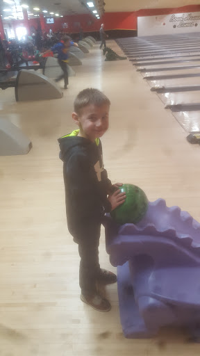 Bowling Alley «Bowl Haven Lanes», reviews and photos, 3003 Washington Ave, Alton, IL 62002, USA