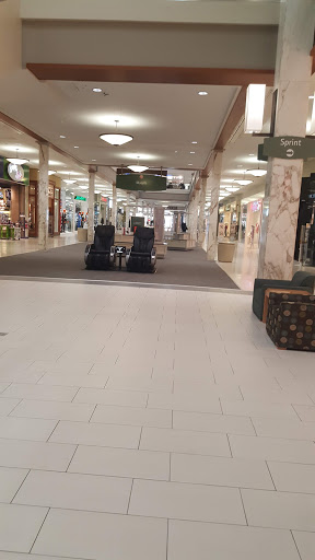 Shopping Mall «Monroeville Mall», reviews and photos, 200 Mall Cir Dr, Monroeville, PA 15146, USA