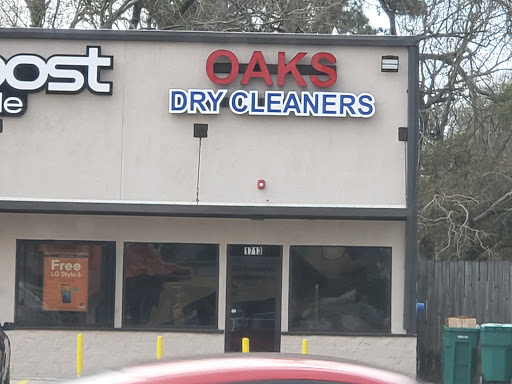 Oak Cleaners in Orange, Texas