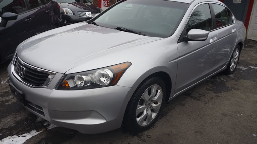 Used Car Dealer «James Motor Cars», reviews and photos, 695 Broad St, Hartford, CT 06106, USA