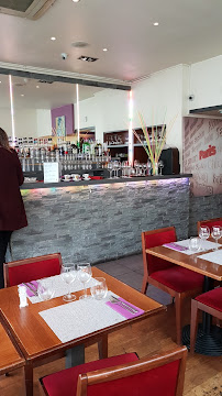 Atmosphère du Restaurant italien Il Divino à Bourgoin-Jallieu - n°10