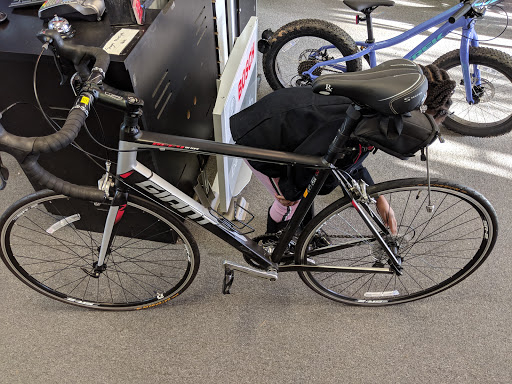 Bicycle Store «Atlanta Cycling - Vinings», reviews and photos, 4335 Cobb Pkwy, Atlanta, GA 30339, USA