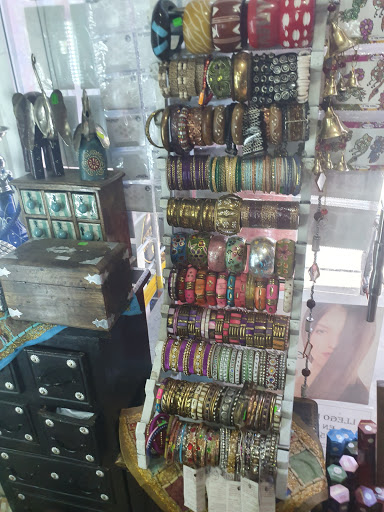 Shops where to buy souvenirs in La Paz