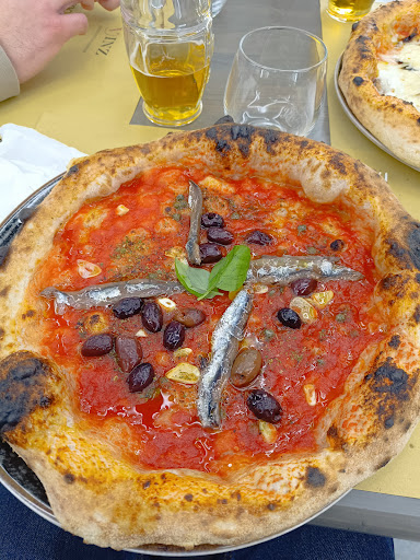 Vinz pizzeria in Pietravairano, Provincia di Caserta