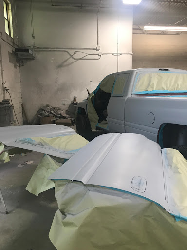 Auto Body Shop «Maaco Collision Repair & Auto Painting», reviews and photos, 8184 Beechcraft Ave, Gaithersburg, MD 20879, USA