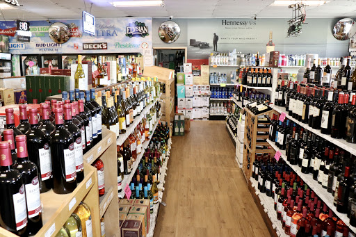Liquor Store «23 LIQUOR STORE», reviews and photos, 3163 Hallandale Beach Blvd, Hallandale Beach, FL 33009, USA