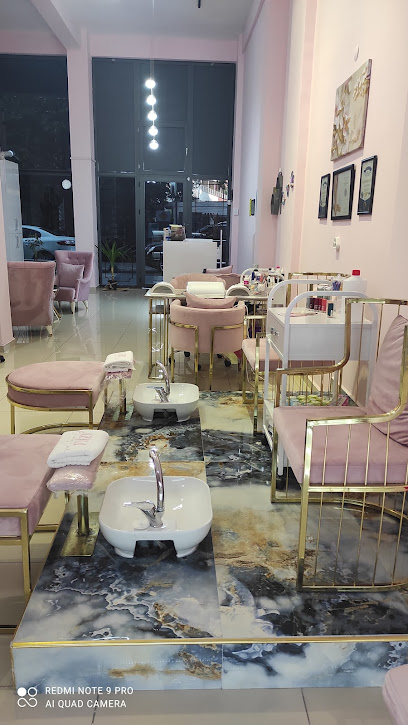 Azra Beauty Center