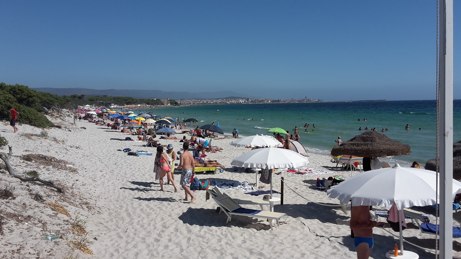 Foto van Maria Pia Strand en de nederzetting