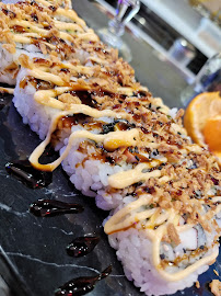 Sushi du Restaurant japonais ROLLROLL Montreuil Japanese Food - n°14