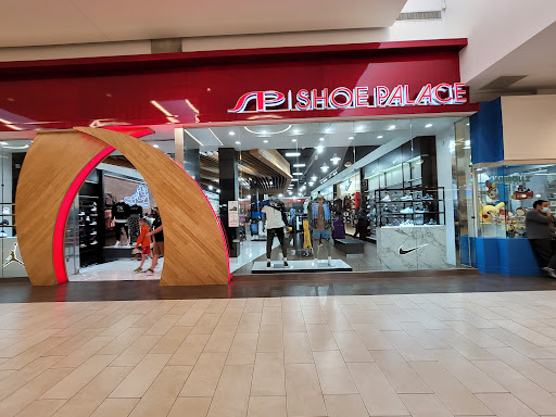 Shoe Store «Shoe Palace», reviews and photos, 239 Los Cerritos Center Suite 114, Cerritos, CA 90703, USA