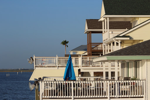 Roofing Contractor «Modern Roofing», reviews and photos, 7711 Shag Bark Dr, Magnolia, TX 77354, USA