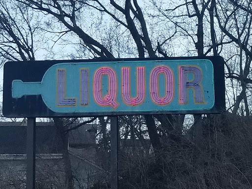 Liquor Store «Liquor City Uncorked», reviews and photos, 501 Crescent Ave, Covington, KY 41011, USA