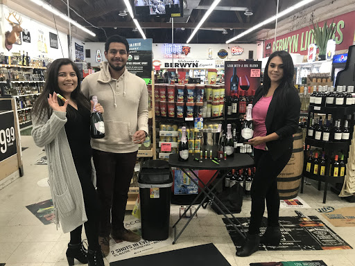 Liquor Store «Berwyn Liquors», reviews and photos, 6335 Cermak Rd, Berwyn, IL 60402, USA