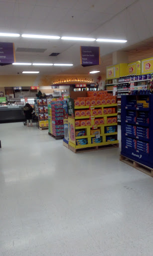 Shopping Mall «Southern Artery Shopping Center», reviews and photos, 543 Southern Artery, Quincy, MA 02169, USA