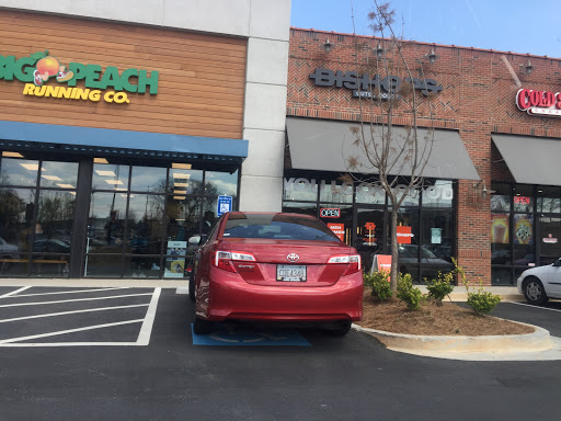 Running Store «Big Peach Running Co - Decatur», reviews and photos, 114 E Trinity Pl, Decatur, GA 30030, USA