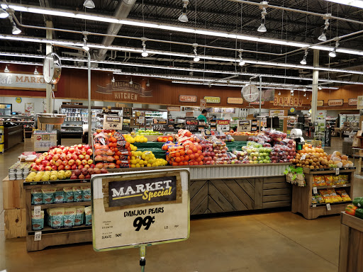 Grocery Store «Fresh Thyme Farmers Market - Ypsilanti Township MI», reviews and photos, 2985 Washtenaw Ave, Ypsilanti, MI 48197, USA