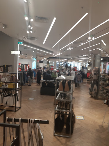 Reviews of River Island in Birmingham - Clothing store