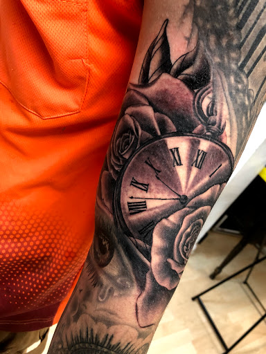 Explore camino de santiago tattoo ideas, creative tattoo ideas in Sacramento, available at 13 MAG TATTOO