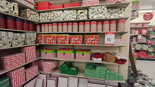 Craft Store «Hobby Lobby», reviews and photos, 290 Hawthorn Village Commons, Vernon Hills, IL 60061, USA