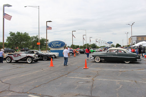 Ford Dealer «Joe Cotton Ford», reviews and photos, 175 W North Ave, Carol Stream, IL 60188, USA