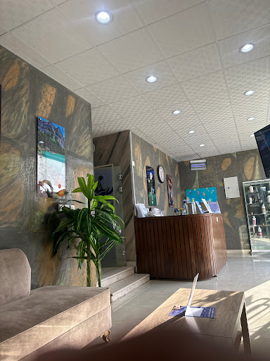 مركز رست الرياضي للمساج 