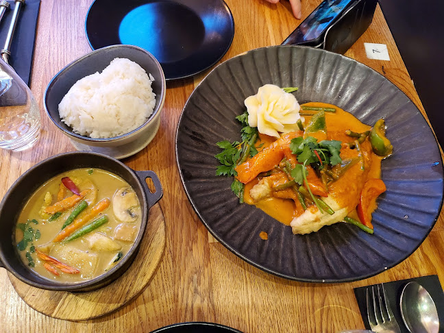 Nadon Thai - Durham - Restaurant