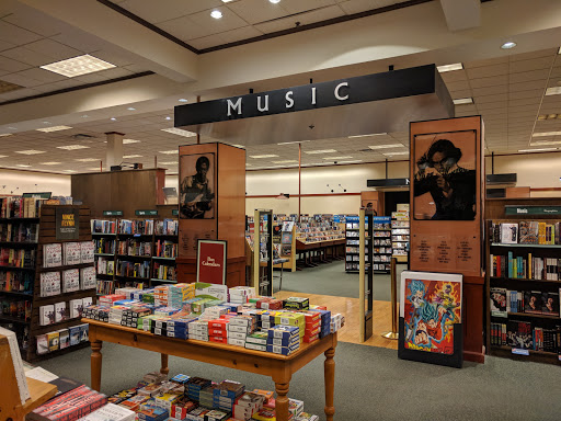 Book Store «Barnes & Noble», reviews and photos, 801 W 15th St E, Plano, TX 75075, USA