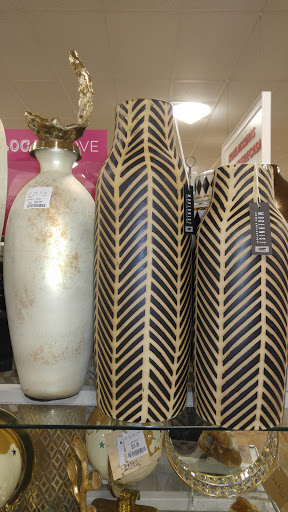 Department Store «HomeGoods», reviews and photos, 3525 28th St SE, Grand Rapids, MI 49512, USA