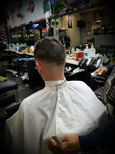 Barber Shop «20 and out barber shop», reviews and photos, 32871 Schoenherr Rd, Warren, MI 48088, USA