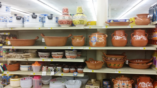 Supermarket «Rowes Supermarket», reviews and photos, 8595 Beach Blvd #329, Jacksonville, FL 32216, USA