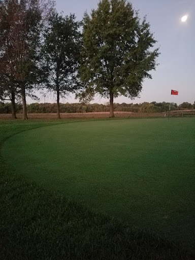 Golf Course «Roland Barkau Memorial Golf Course», reviews and photos, 1501 N Waterworks Rd, Okawville, IL 62271, USA