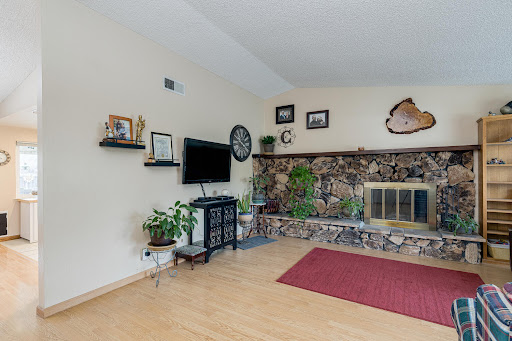 Dave Silva REALTOR Compass image
