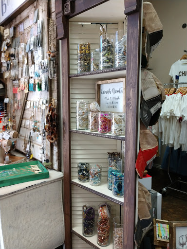 Tanning Salon «Club Tan Salon and Boutique», reviews and photos, 1300 S Watson Rd #117, Buckeye, AZ 85326, USA