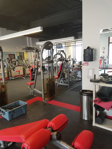 Health Club «Snap Fitness Columbus-Short North (24/7 Access)(staffed hrs below)», reviews and photos, 18 E Hubbard Ave, Columbus, OH 43215, USA