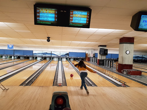 Bowling Alley «Pin Street Bowling», reviews and photos, 154 NY-94, Warwick, NY 10990, USA