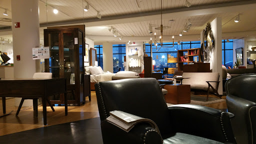 Furniture Store «Crate and Barrel», reviews and photos, 1950 Northern Blvd, Manhasset, NY 11030, USA