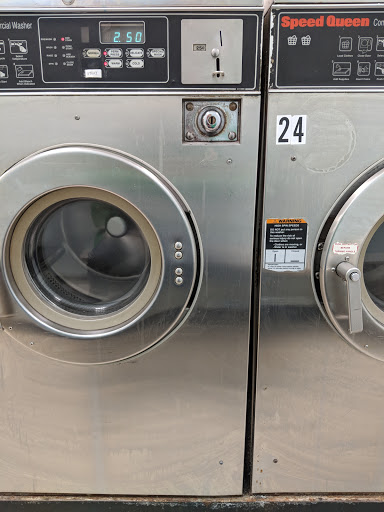 Laundromat «Total Cleaners & Laundromat», reviews and photos, 6500 Old Waterloo Rd #4, Elkridge, MD 21075, USA