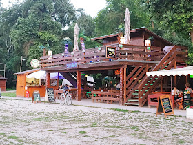 SUBI-BÁR - koktélok, szórakozóhely, zene, buli, nyár - Tisza part