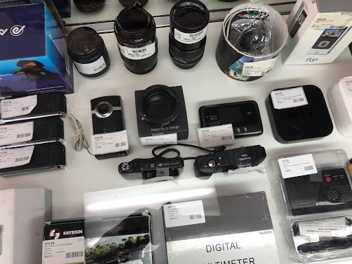 Pawn Shop «International Pawn & Jewelry», reviews and photos, 1725 N Alafaya Trail, Orlando, FL 32826, USA