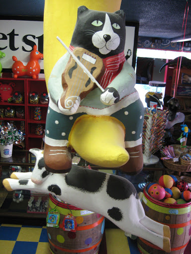 Toy Store «Hopscotch Toys», reviews and photos, 103 SE Baker St, McMinnville, OR 97128, USA