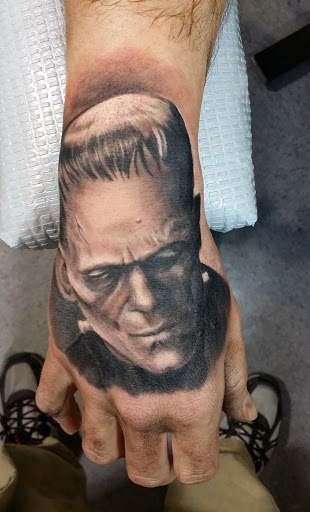 Tattoo Shop «Sarenity Tattoo & Piercing in Birchwood Mall», reviews and photos, 4350 24th Ave, Fort Gratiot Twp, MI 48059, USA