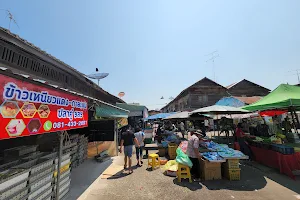Tha Yang Food Market image