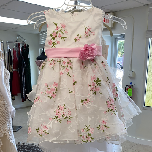 Bridal Shop «Allettante Bellezza Bridal and Designer Gowns», reviews and photos, 2325 SE Federal Hwy, Stuart, FL 34994, USA