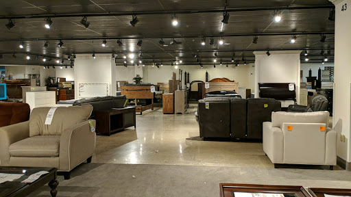 Outlet Store «Rooms To Go Outlet Furniture Store - Norcross», reviews and photos, 6288 Dawson Blvd, Norcross, GA 30093, USA